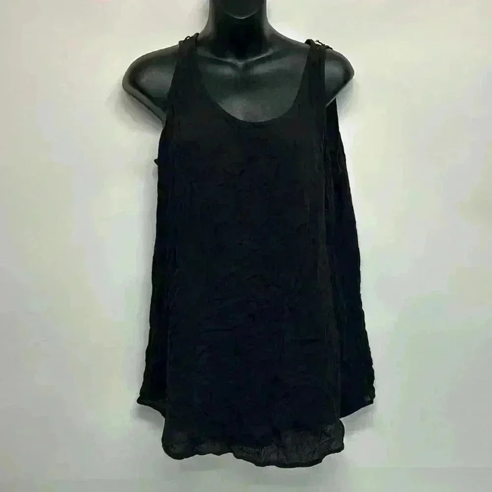 - Black, soft surrounding size medium tank top